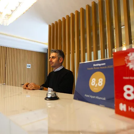 Ξενοδοχείο με διαμερίσματα Riva Alsancak 3*