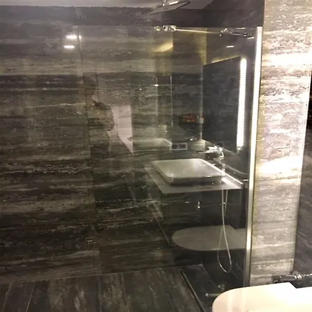 Riva Alsancak 3*