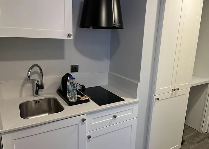 Riva Alsancak Hotel de apartamente