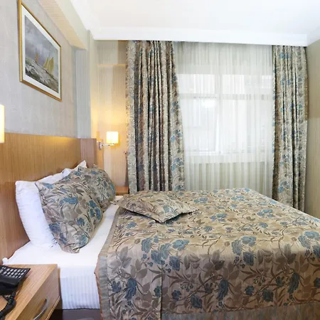 公寓式酒店 Riva Alsancak 3*