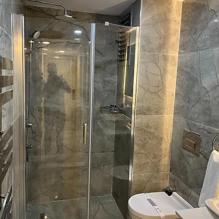 Riva Alsancak 公寓式酒店 3*