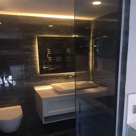 Riva Alsancak 公寓式酒店 3*