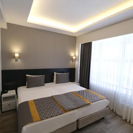 公寓式酒店 Riva Alsancak 3*