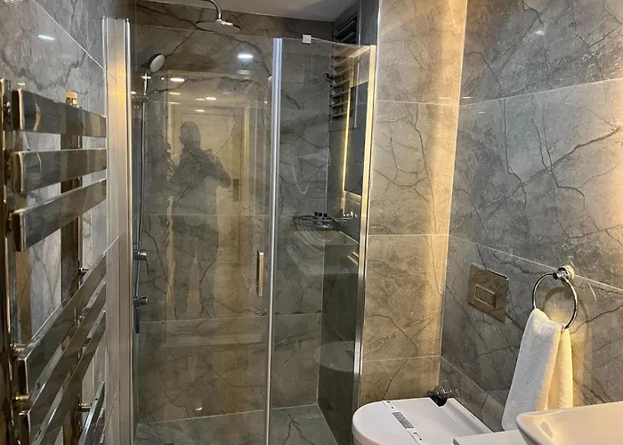 Riva Alsancak Aparthotel 3*