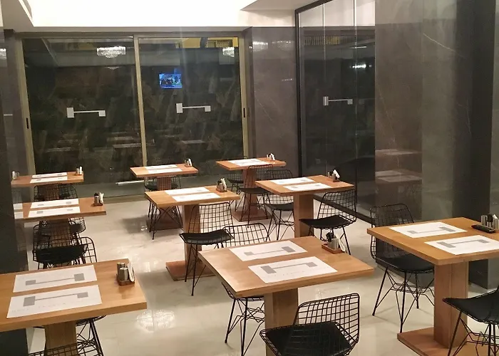 Riva Alsancak מלון דירות איזמיר