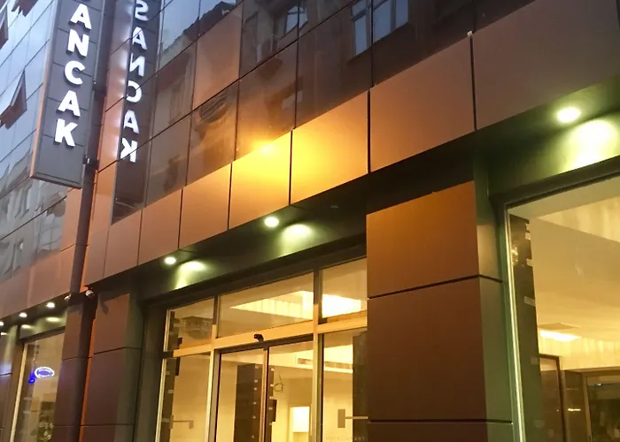 מלון דירות Riva Alsancak