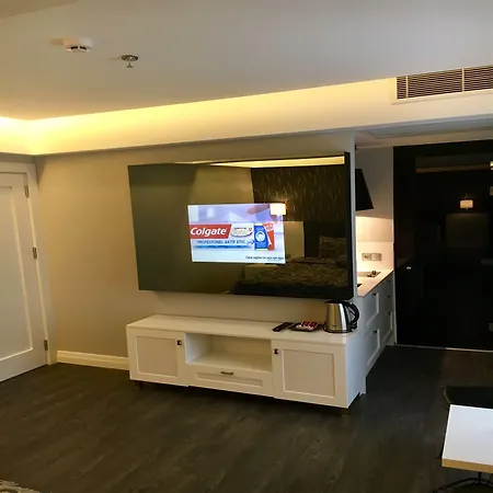 Riva Alsancak 3*