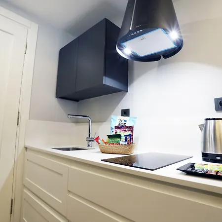 Riva Alsancak Hotel de apartamente